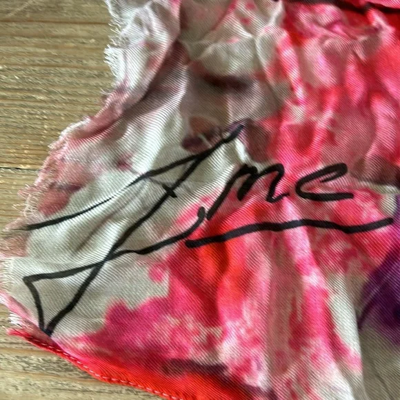 Art to Wear Cashmere Scarf Made in Italy - Picture 6 of 6